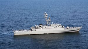 Navio afundado do Irã já atracou no Rio e gerou tensão entre Brasil e EUA.